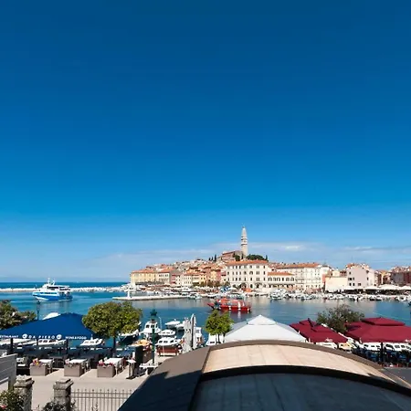 Riva Blu Sea View