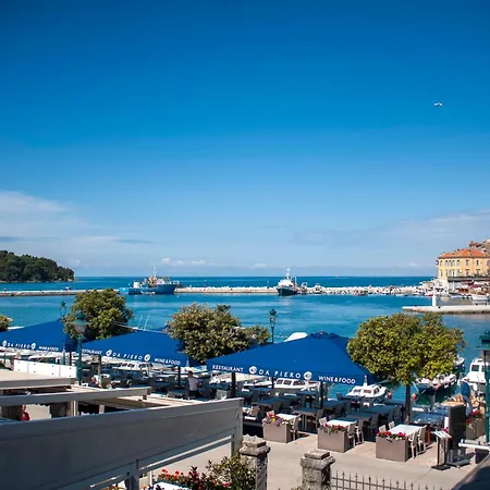 Riva Blu Sea View Apartmán